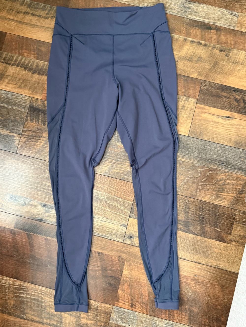 Lululemon High waisted reveal leggings- slate purple color